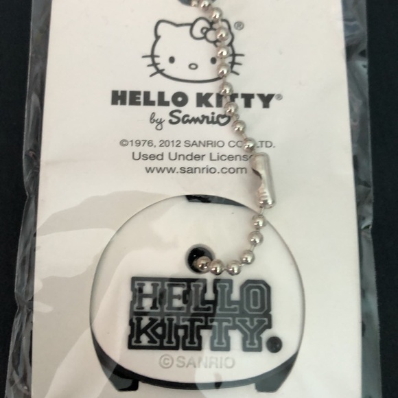 Hello Kitty Keycap - Picture 4 of 5